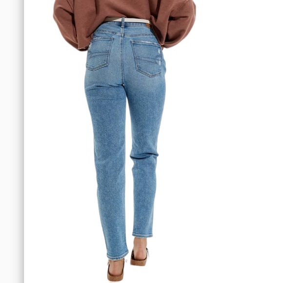 American Eagle Distressed Blue Fade Women’s Stretch Straight Leg Mom Jea… - Picture 6 of 10
